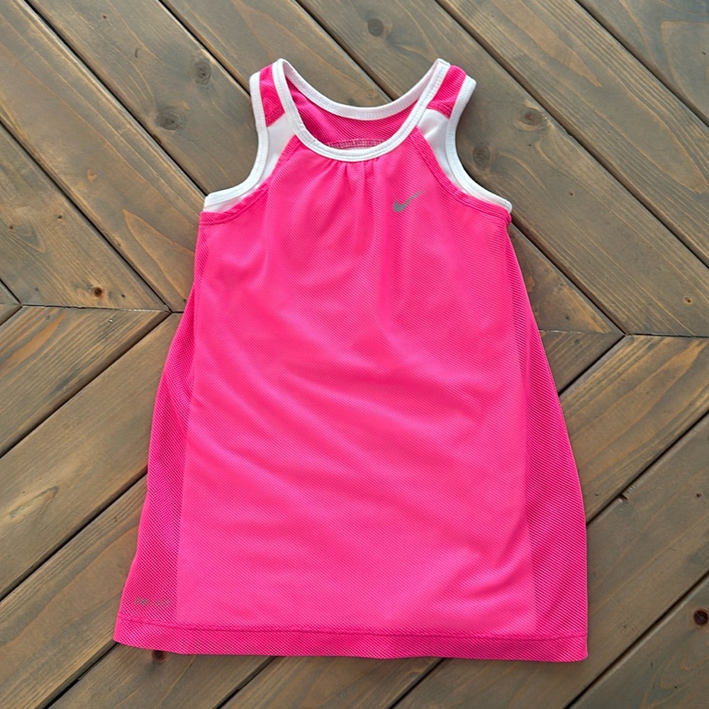 Toddler tennis dress. Nike. Gently used. Size 5.